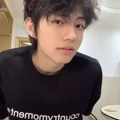 侯梦洁